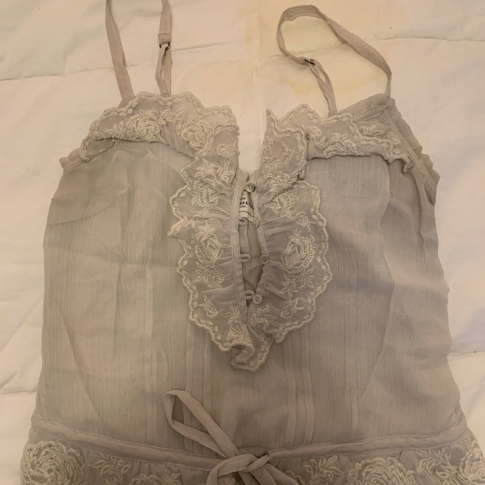 Sleeveless blouse